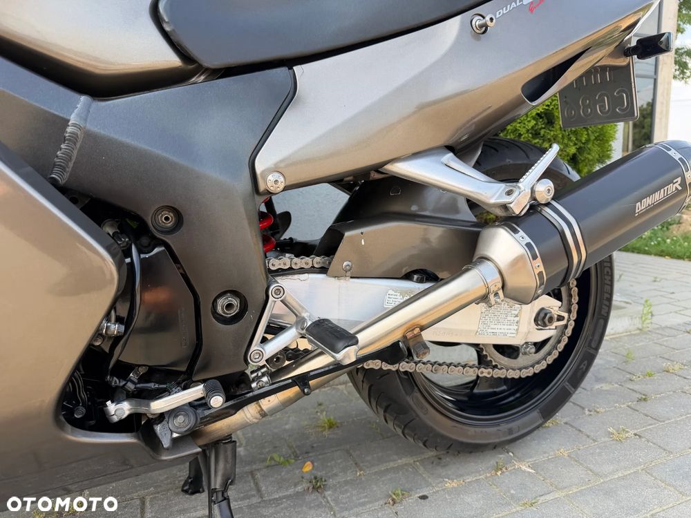 Honda CBR - 33