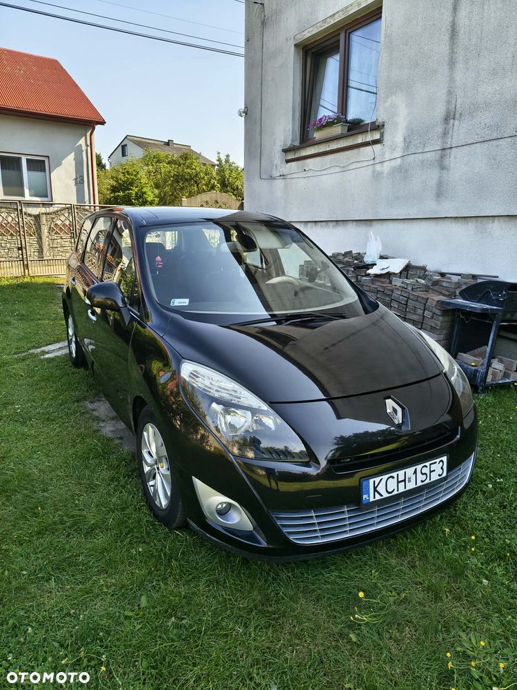 Renault Grand Scenic Gr 1.9 dCi Privilege Euro5 - 1