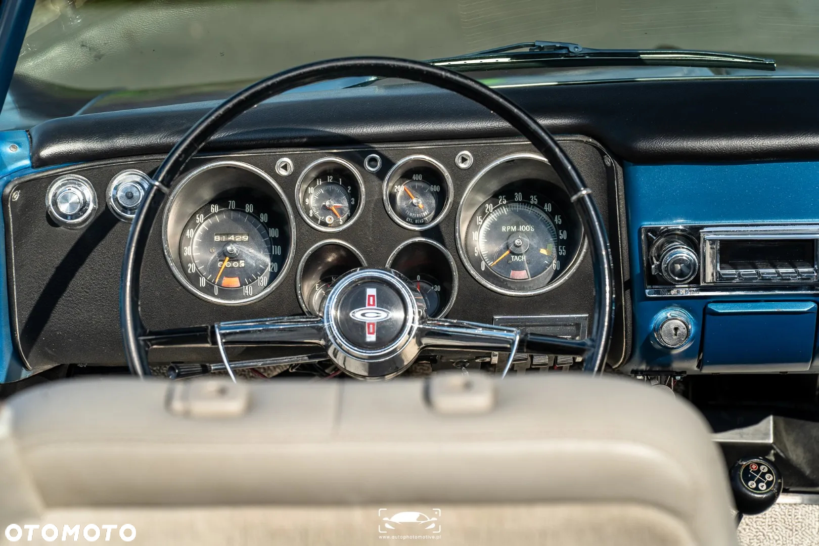 Chevrolet Corvair - 16