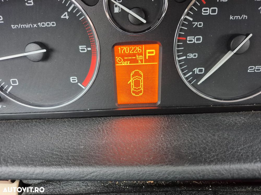 Peugeot 407 HDi 135 Automatik Business Line - 5