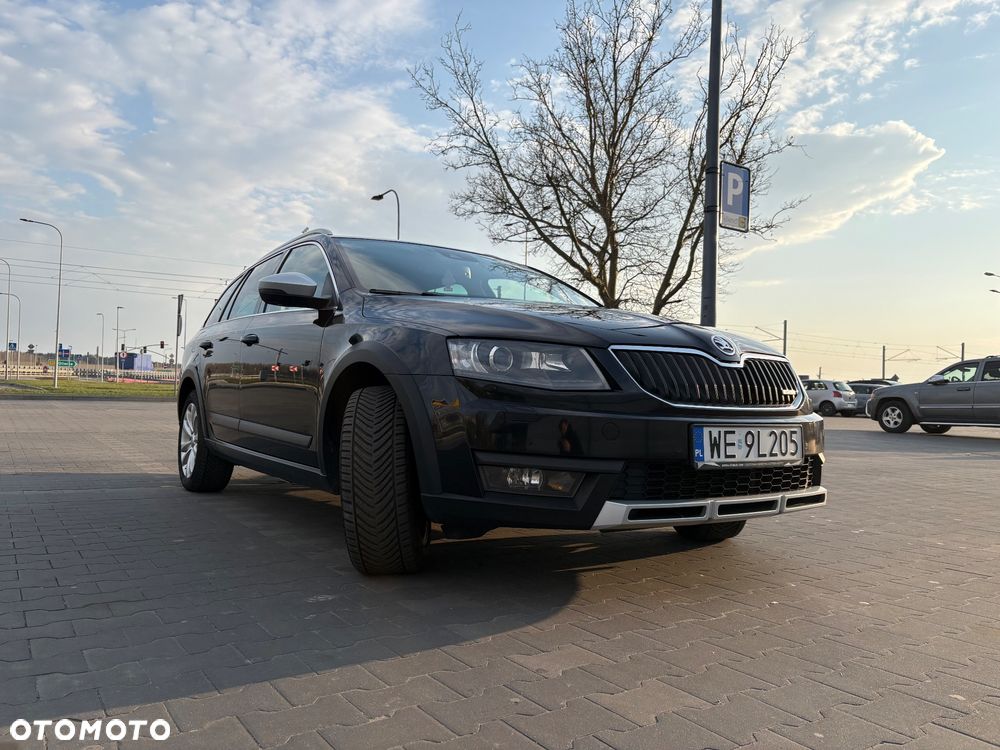 Skoda Octavia 2.0 TDI 4x4 DSG Scout - 26