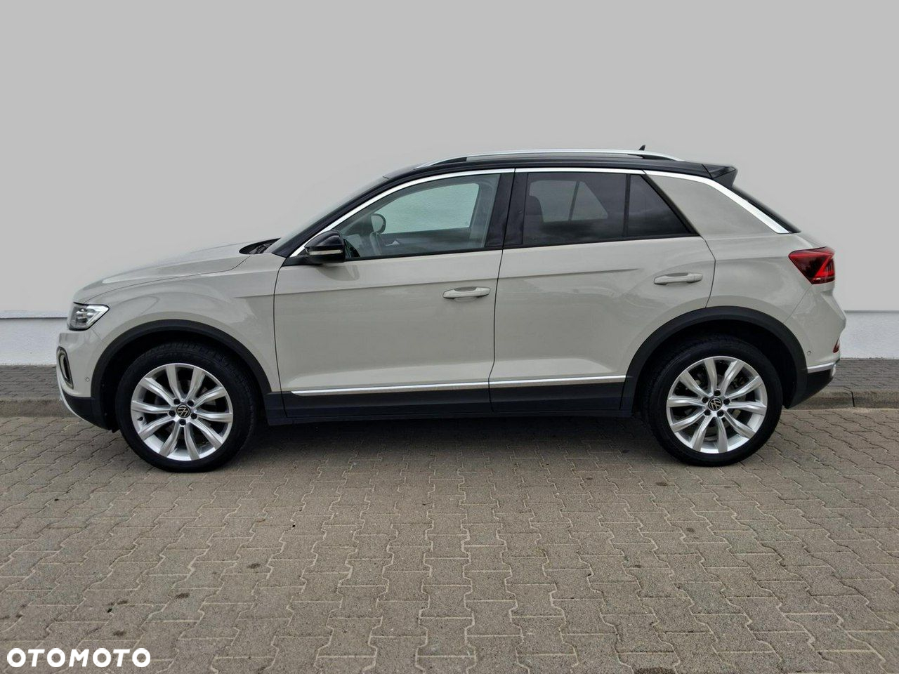 Volkswagen T-Roc - 4