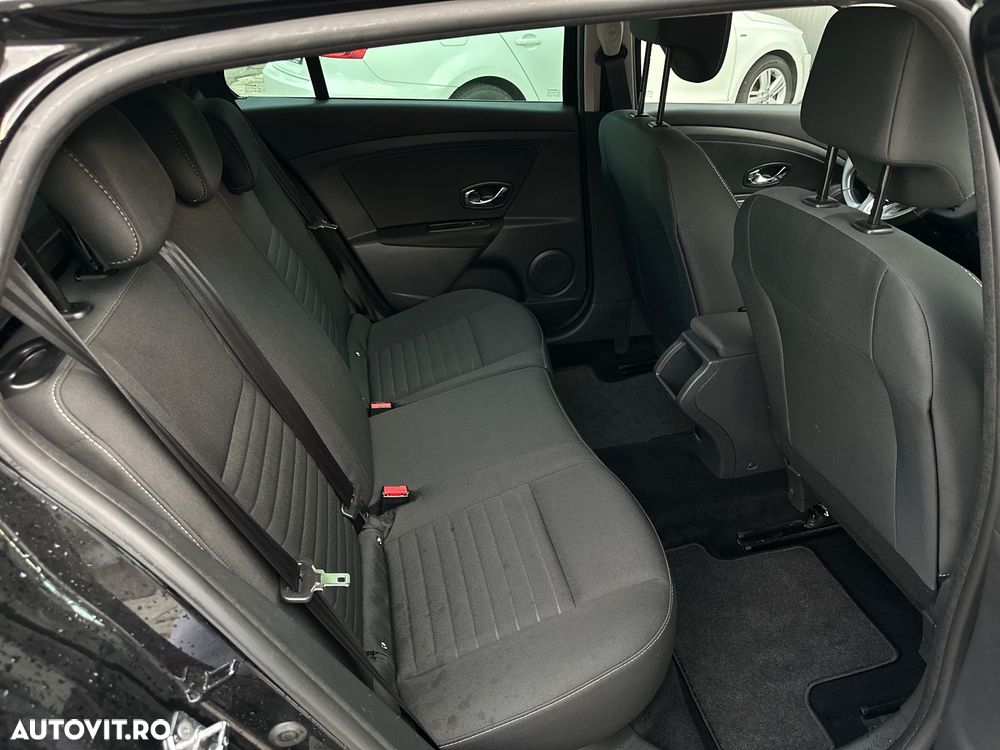 Renault Megane ENERGY dCi 110 EDC LIMITED - 31