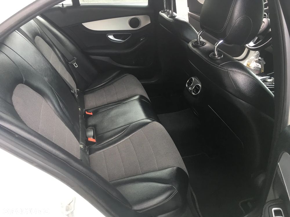 Mercedes-Benz Klasa C 220 (BlueTEC) d 7G-TRONIC Avantgarde - 19