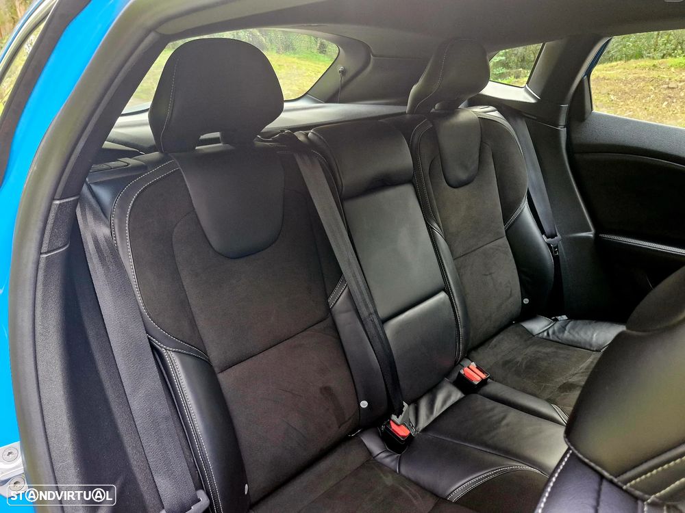 Volvo V40 1.6 D2 R-Design - 24