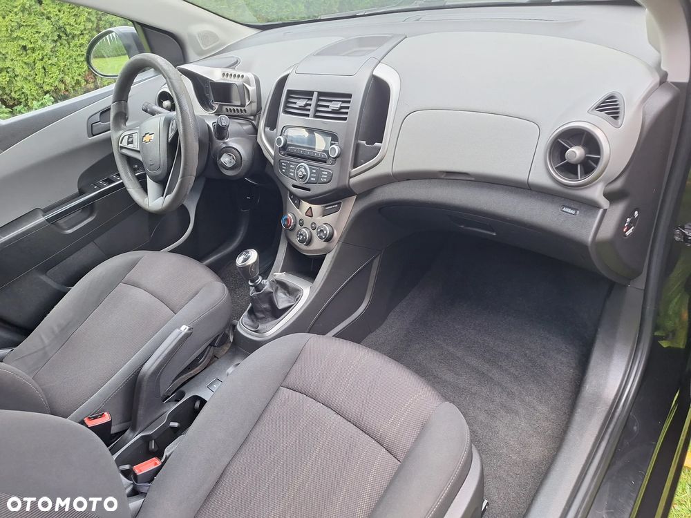 Chevrolet Aveo - 6