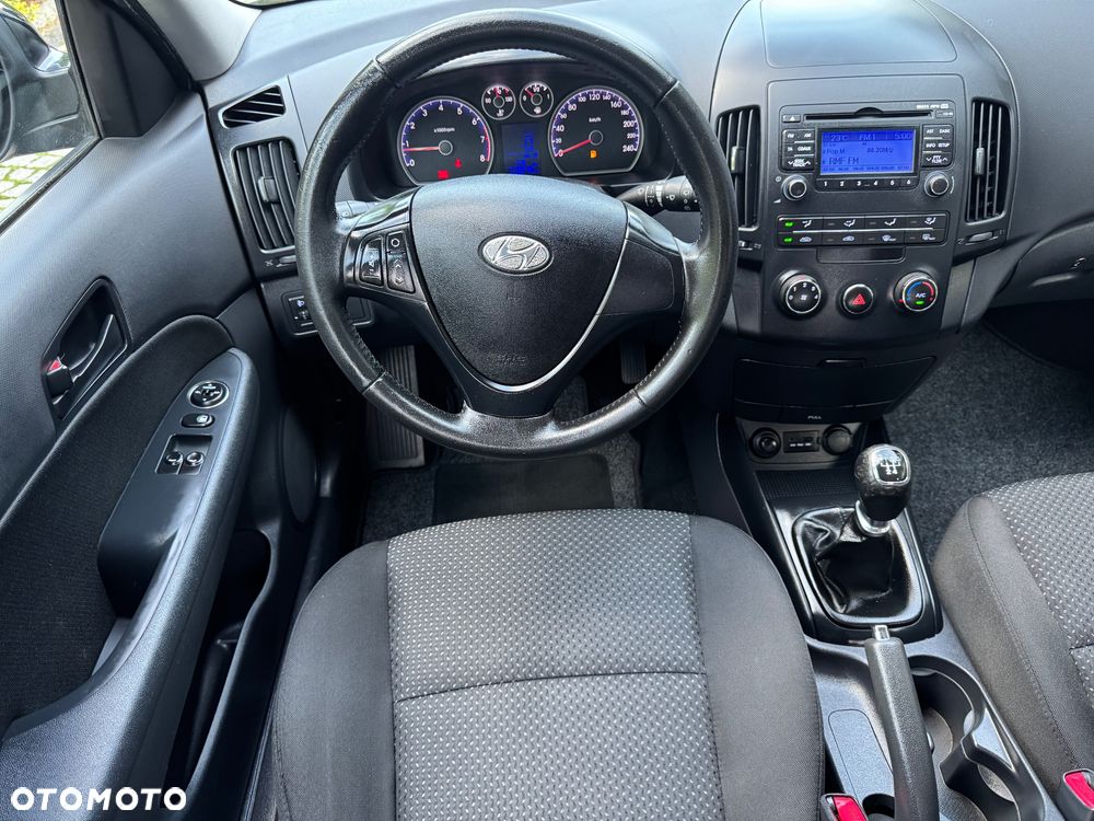 Hyundai i30 1.4 Edition 20 - 24