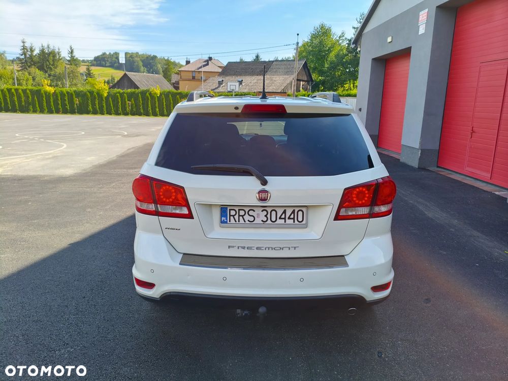 Fiat Freemont 2.0 Multijet 16V DPF Automatik Allrad Lounge - 5