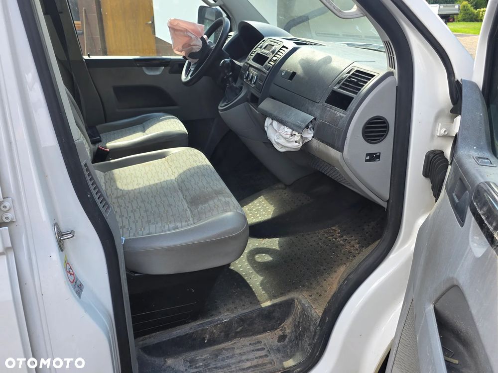 Volkswagen Transporter - 18
