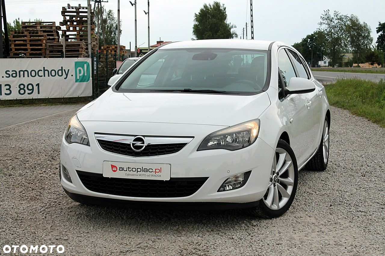 Opel Astra IV 1.4 T Cosmo S&S - 3