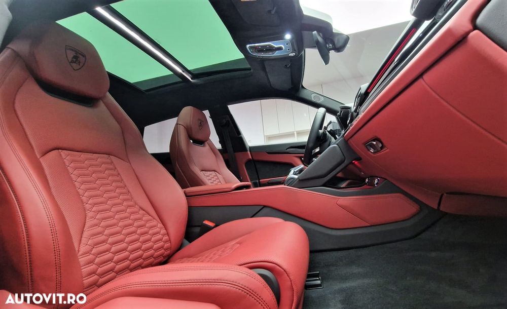 Lamborghini URUS Standard - 22