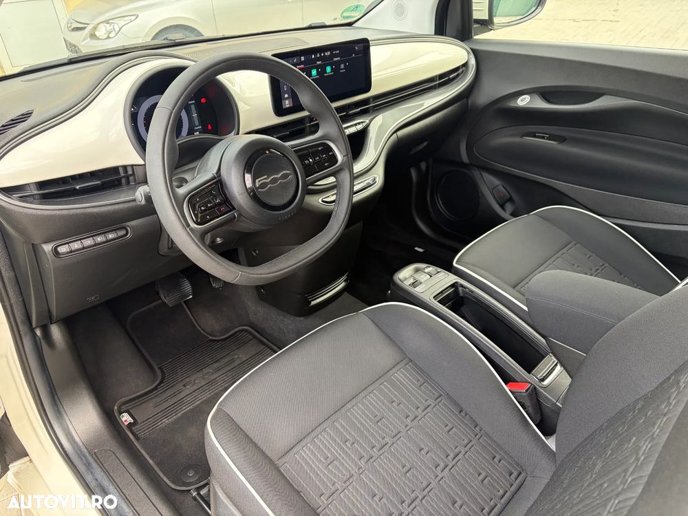 Fiat 500E 42 kW 118 CP Icon - 28