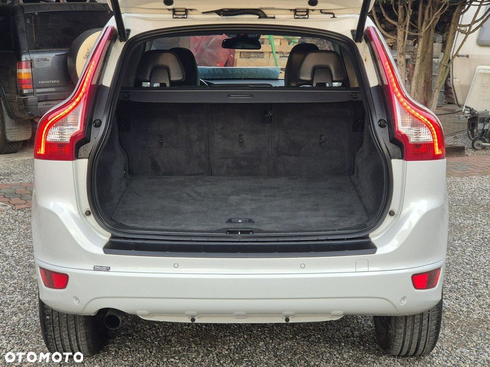 Volvo XC 60 - 22