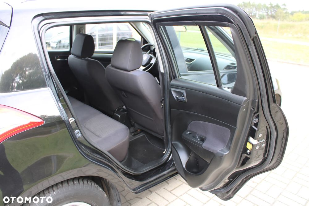 Suzuki Swift 1.2 4x4 Club - 24