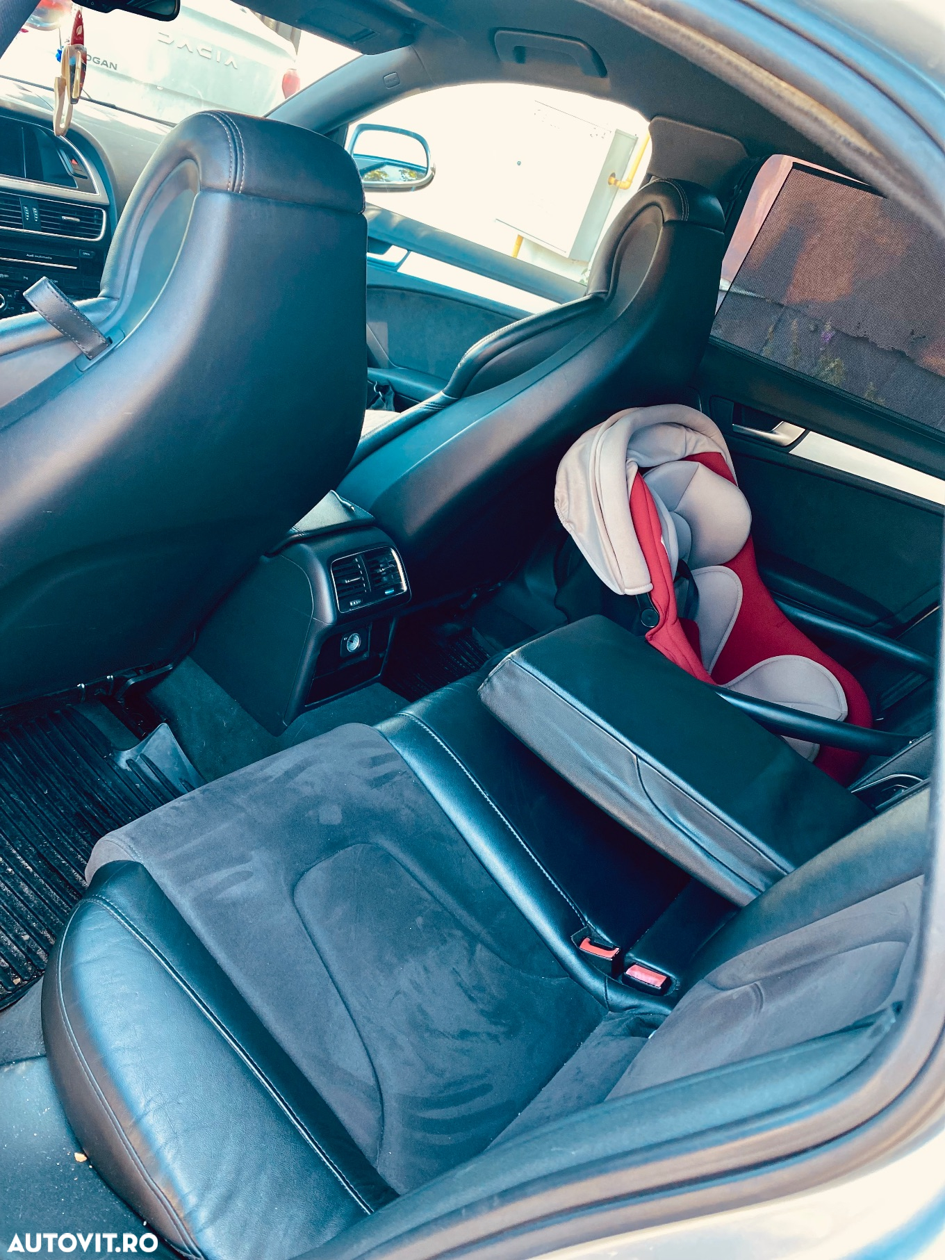 Audi A4 2.0 TDI quattro Stronic - 14