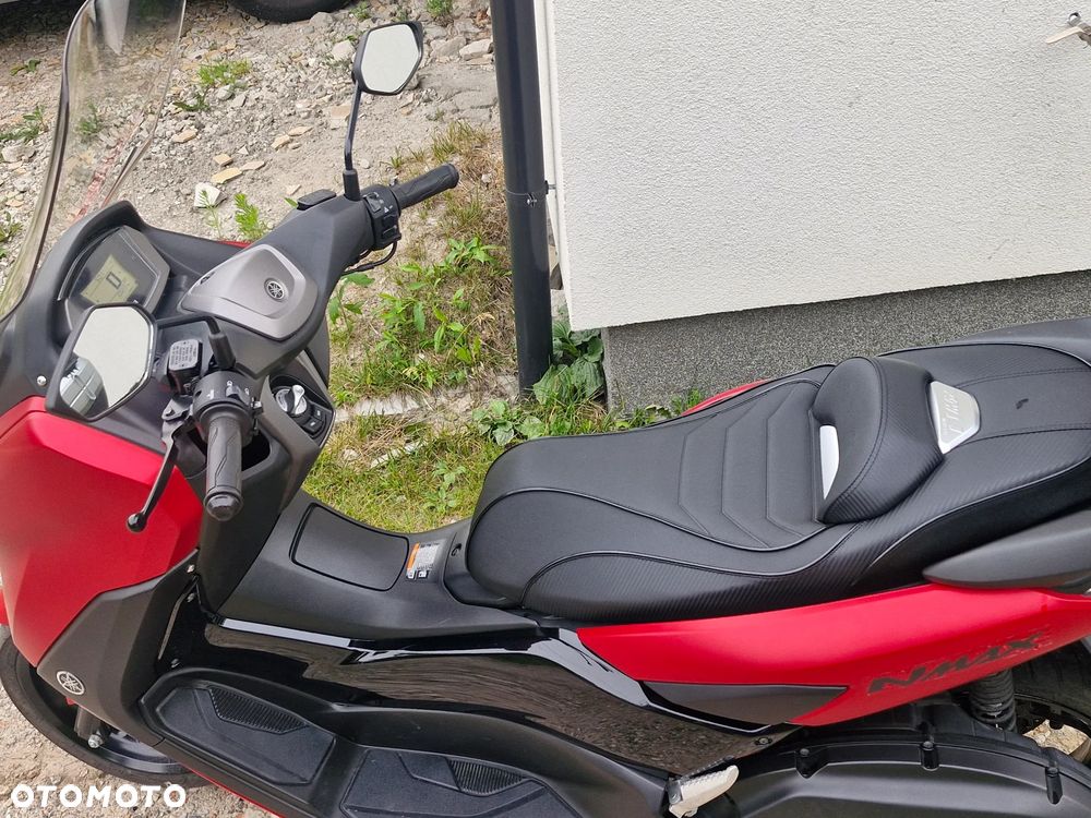 Yamaha NMAX - 11