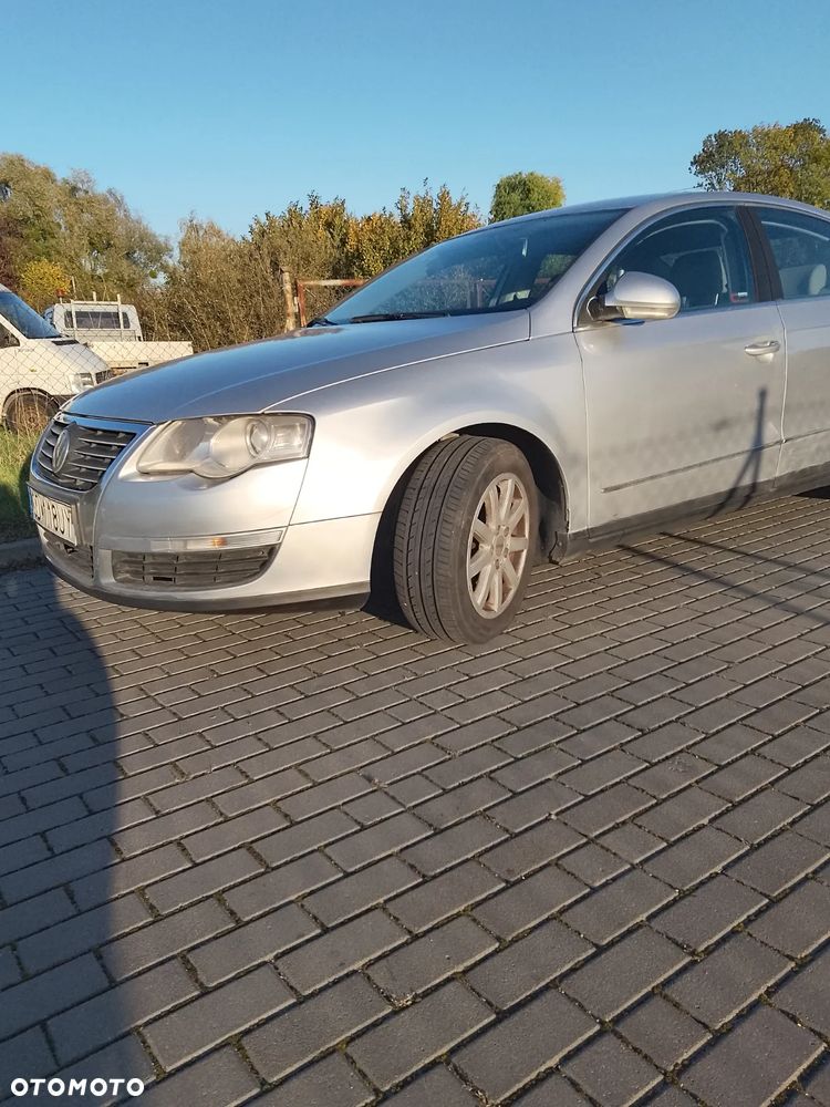 Volkswagen Passat 2.0 TDI DPF Comfortline - 4