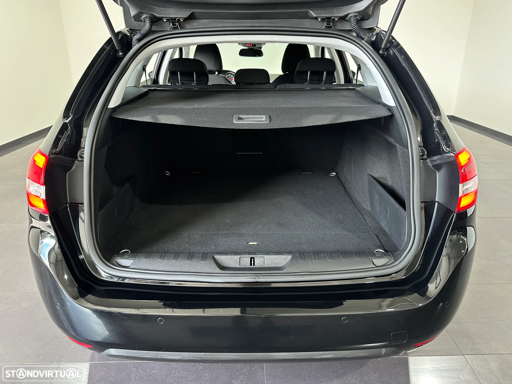 Peugeot 308 SW 1.5 BlueHDi Style - 45