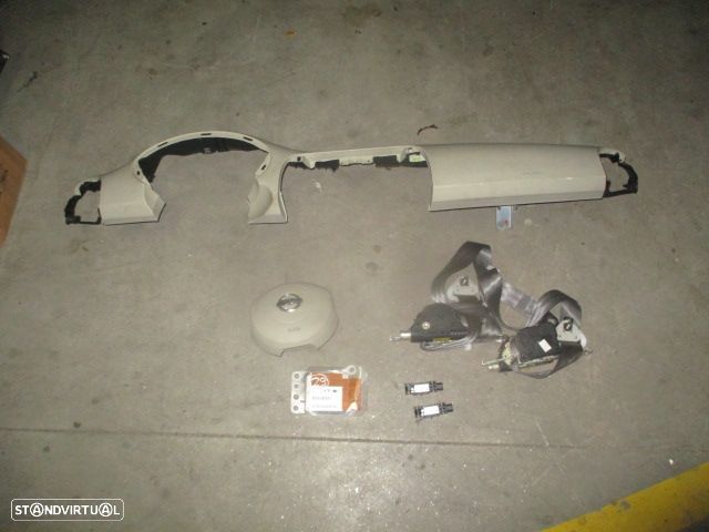 Kit Airbags 98820BC500 0285001853  028500319  98830AY00A 33029966A  NISSAN MICRA 3 FASE 2  2005 1.2I 65CV 5P BRONZE BEJE - 1