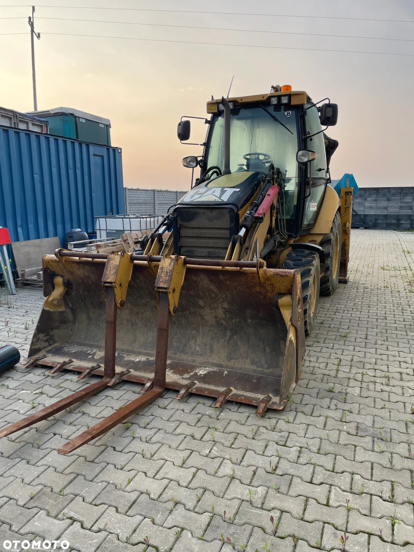 Caterpillar 428E - 3