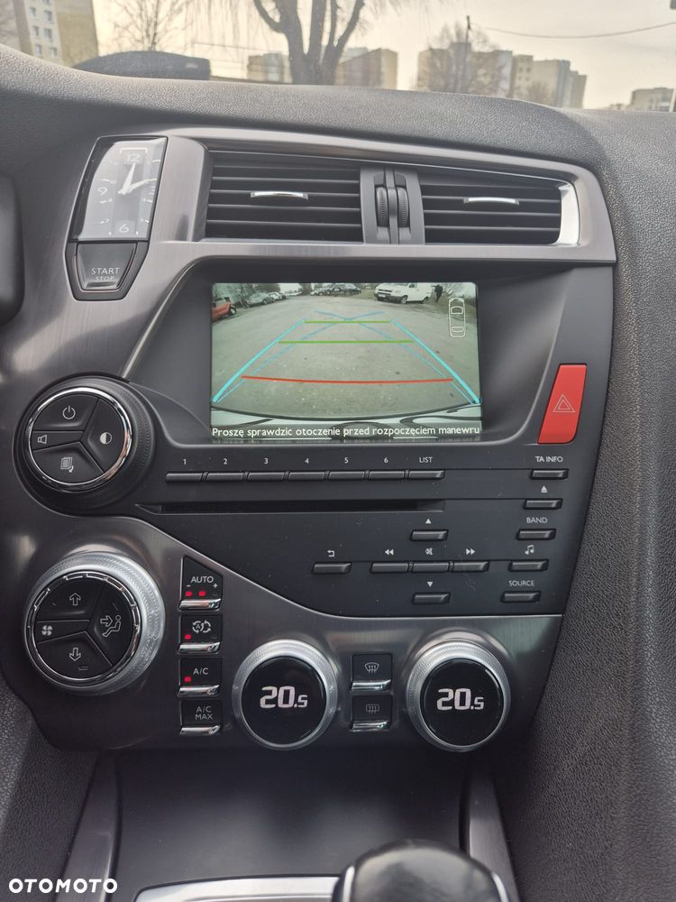 Citroën DS5 1.6 THP SoChic - 13