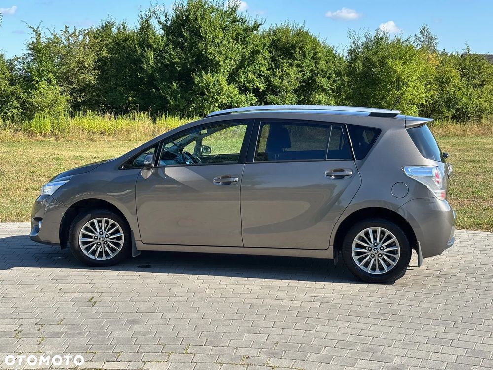 Toyota Verso 1.8 Premium EU6 - 2