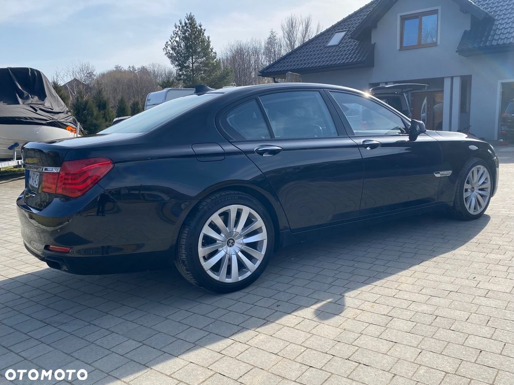 BMW Seria 7 ver-activehybrid - 30