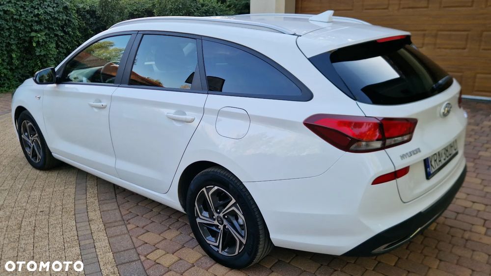 Hyundai i30 1.0 T-GDI Premiere Comfort - 26