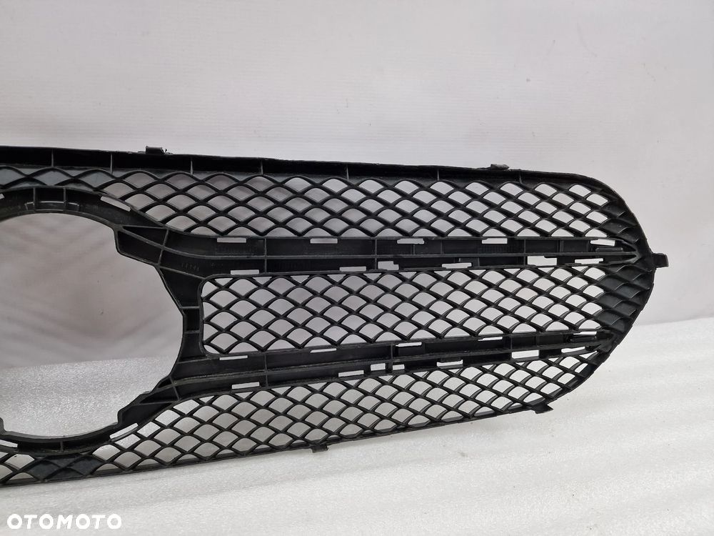 MERCEDES B-KLASSA W247 18- ATRAPA / GRILL PRZEDNI PRZÓD , NR A2478881300 / A2478880800 , NR AUKCJI GR395 - 7