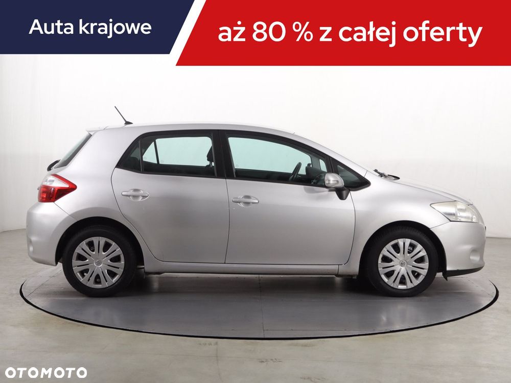 Toyota Auris - 8