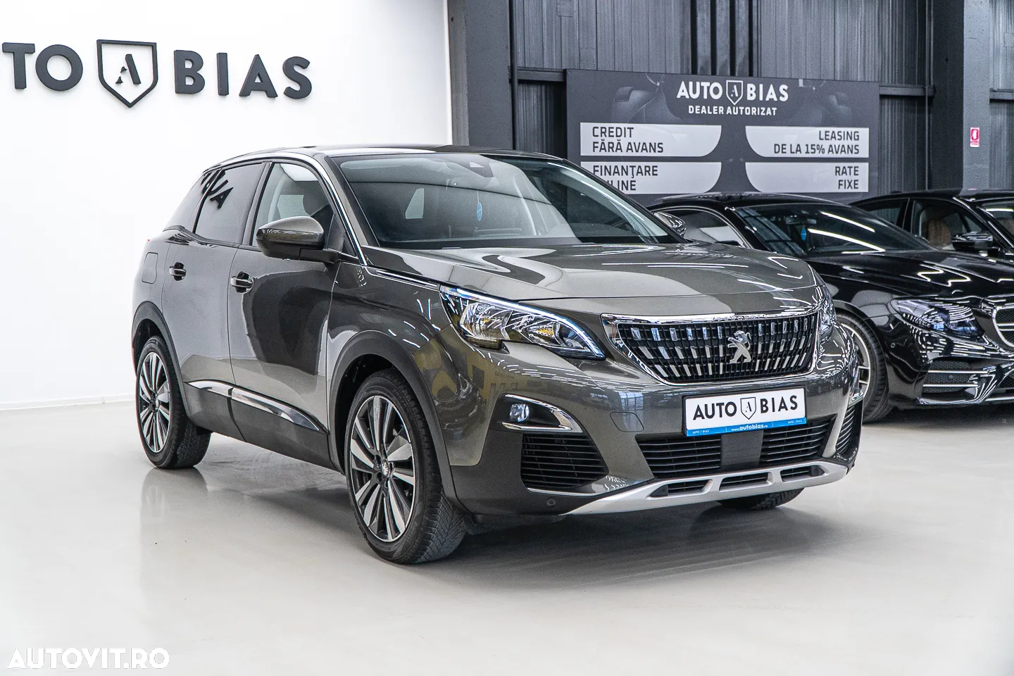 Peugeot 3008 1.2 PureTech Turbo S&S EAT8 Allure - 3