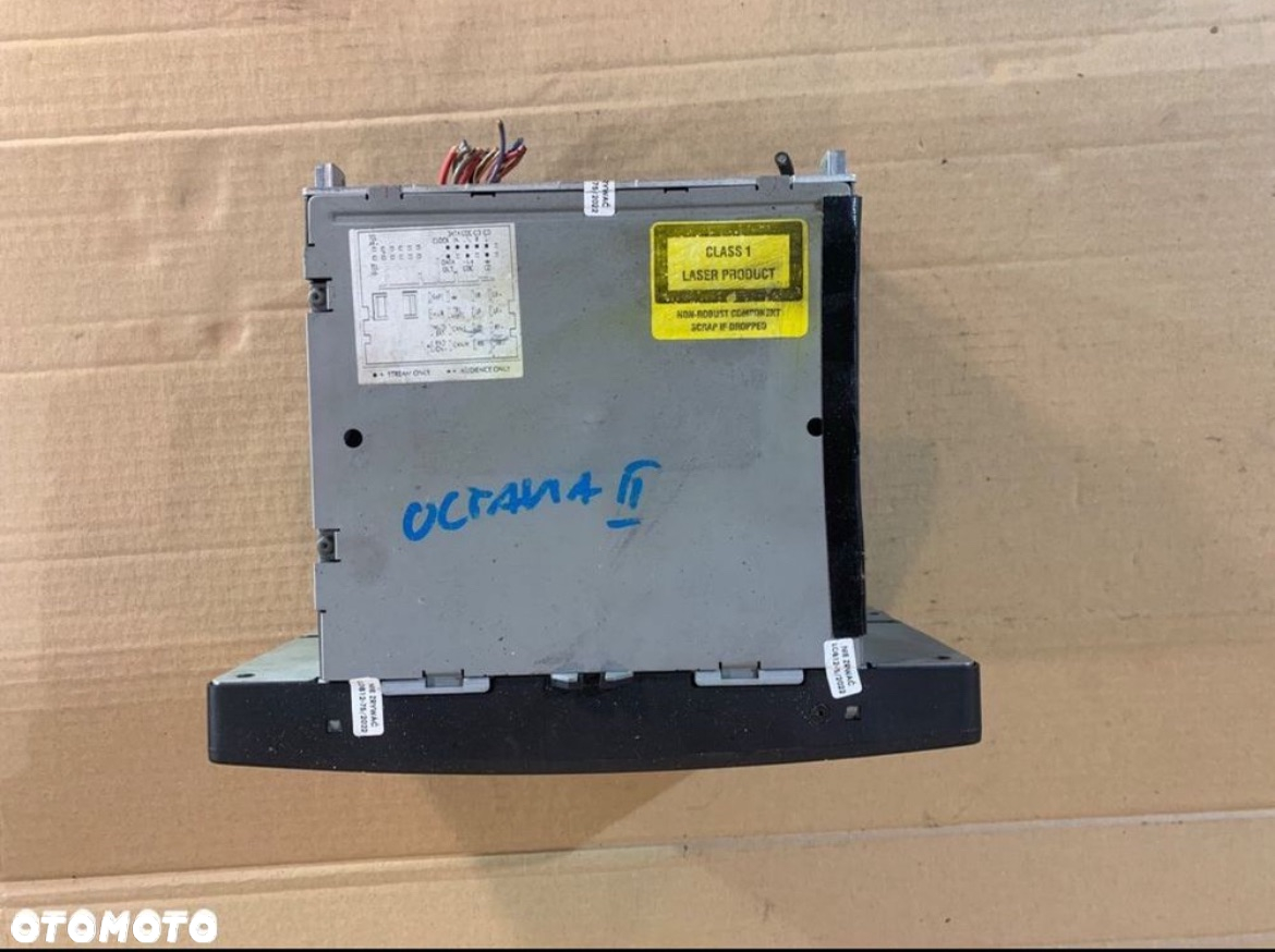 1Z0035161A radio fabryczne Skoda octavia II 2 - 4