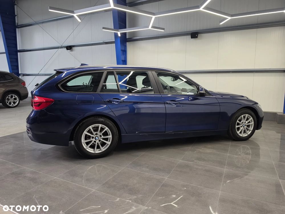 BMW Seria 3 318d Advantage - 15