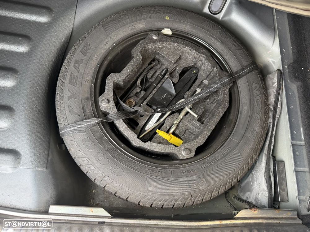 Peugeot 407 SW 1.6 HDi Executive FAP - 35