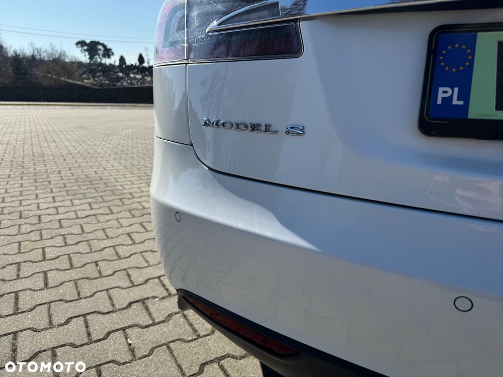 Tesla Model S Performance - 9