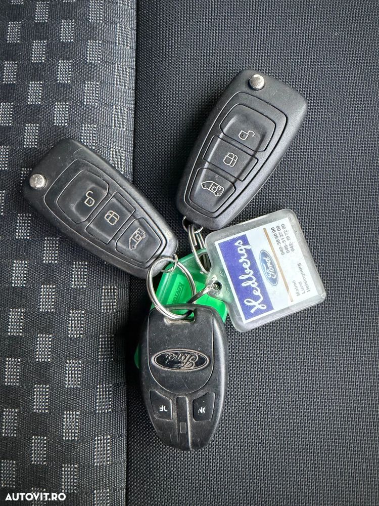 Ford TRANSIT CUSTOM - 27