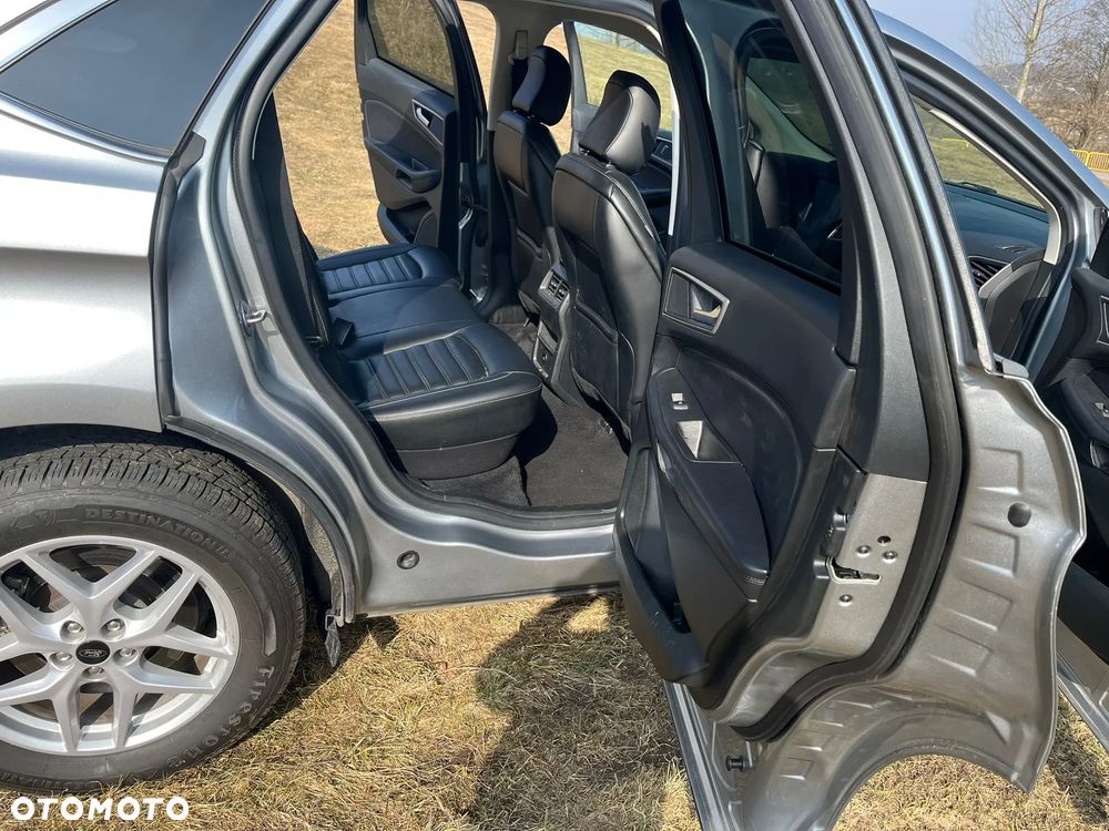 Ford Edge - 12