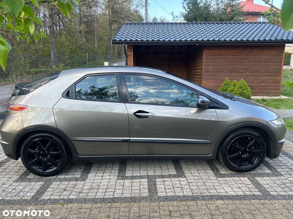 Honda Civic 1.8 Executive - 4