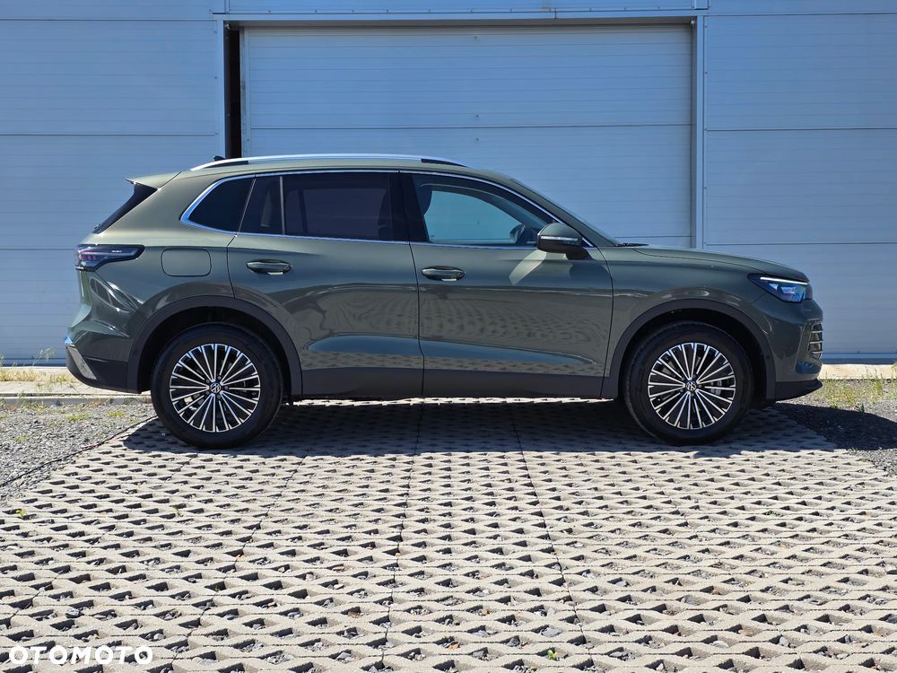 Volkswagen Tiguan 2.0 TSI 4Mot Elegance DSG - 11