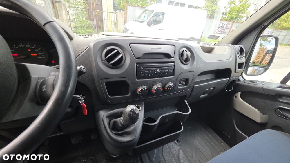 Renault Master - 9