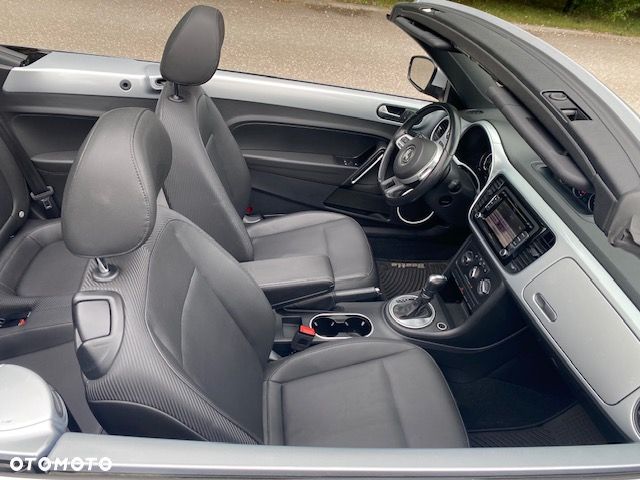 Volkswagen New Beetle - 35