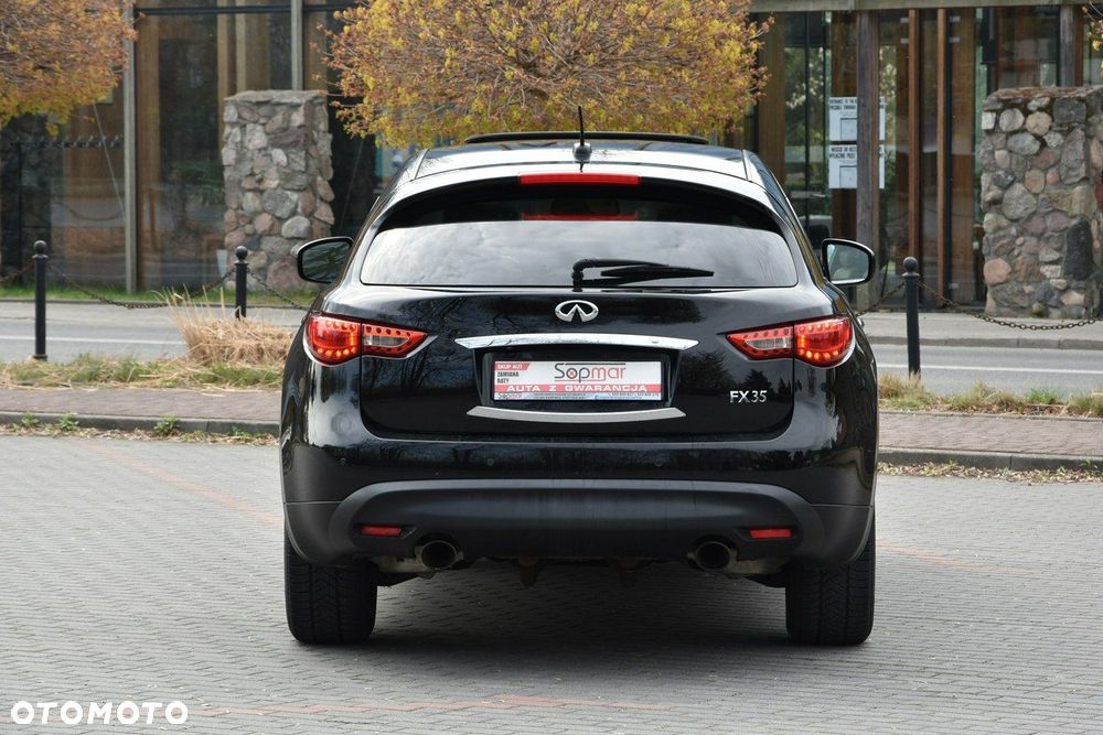 Infiniti FX - 10