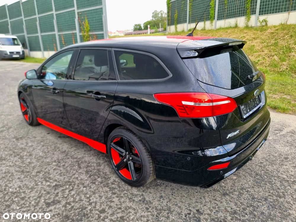 Ford Focus - 8
