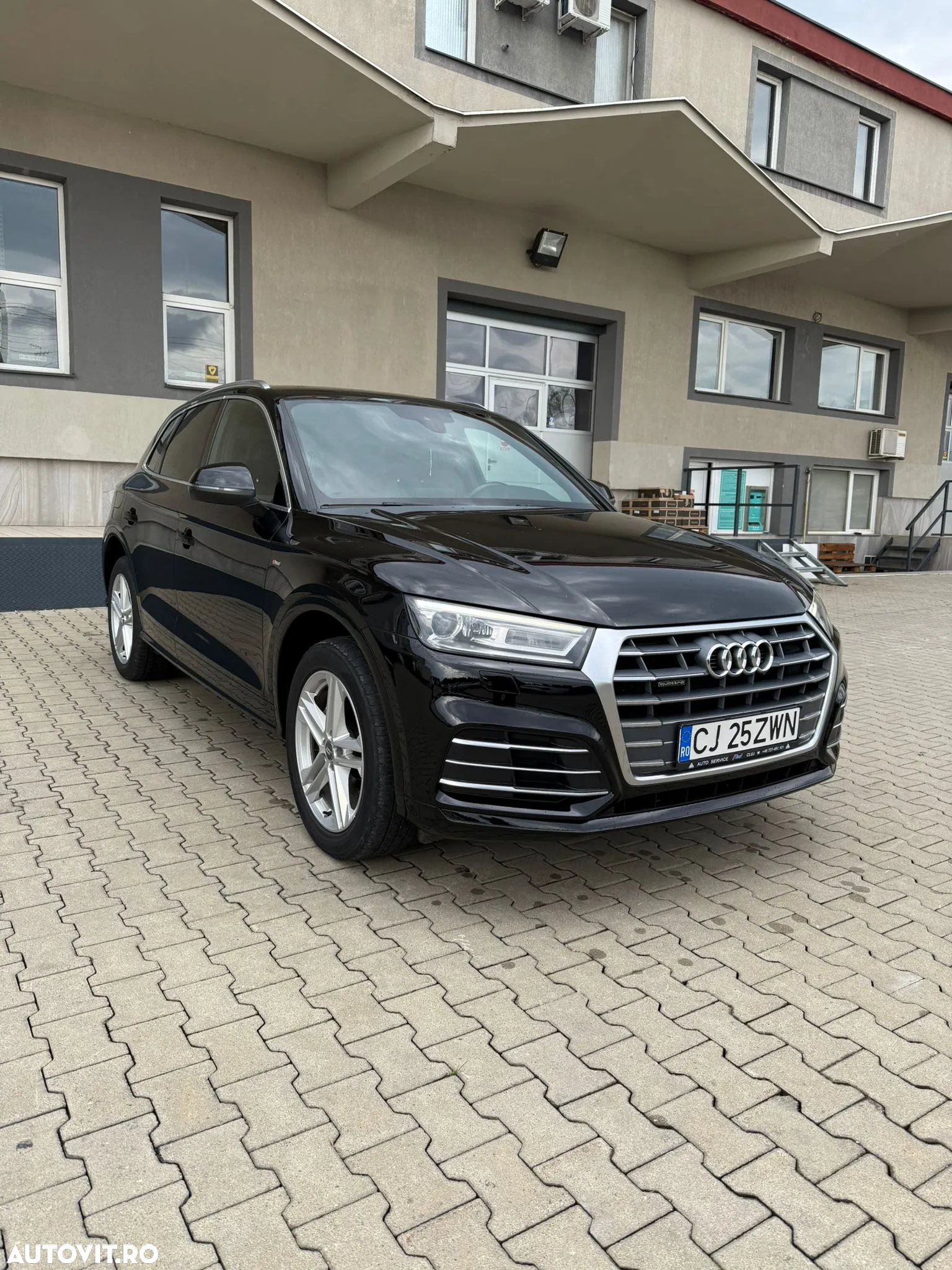 Audi Q5 2.0 40 TDI quattro S tronic Sport - 6