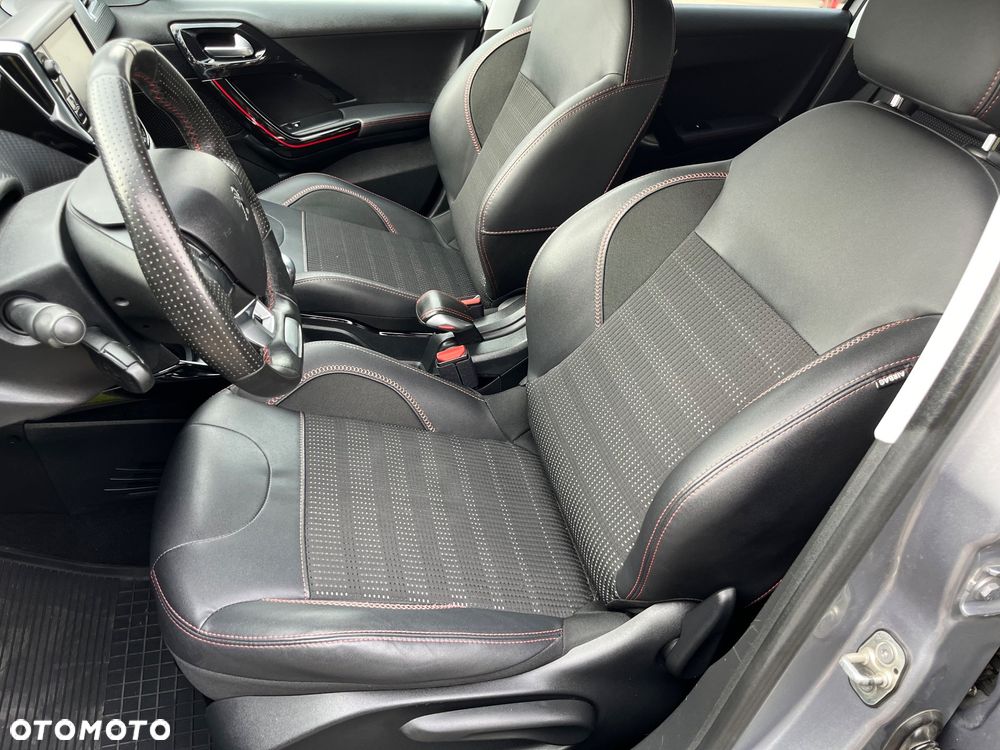 Peugeot 2008 PureTech 110 Stop&Start GT-Line Edition - 18