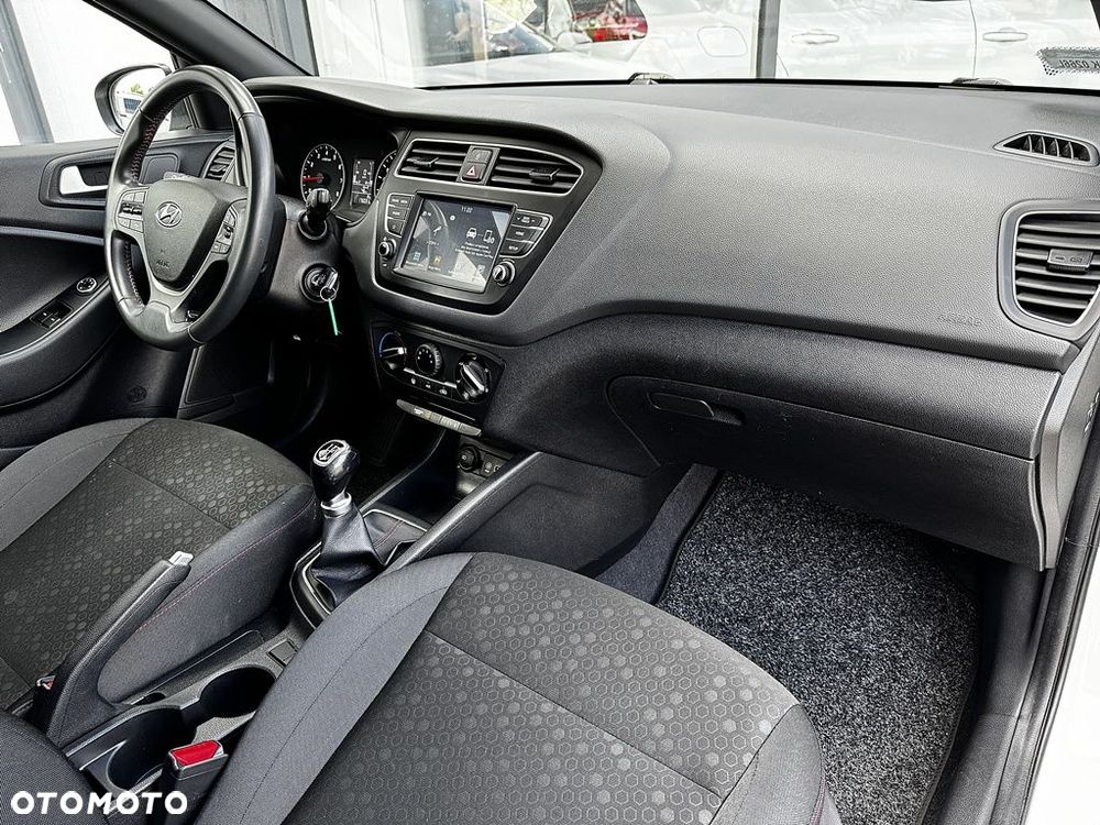 Hyundai i20 1.2 Comfort - 8