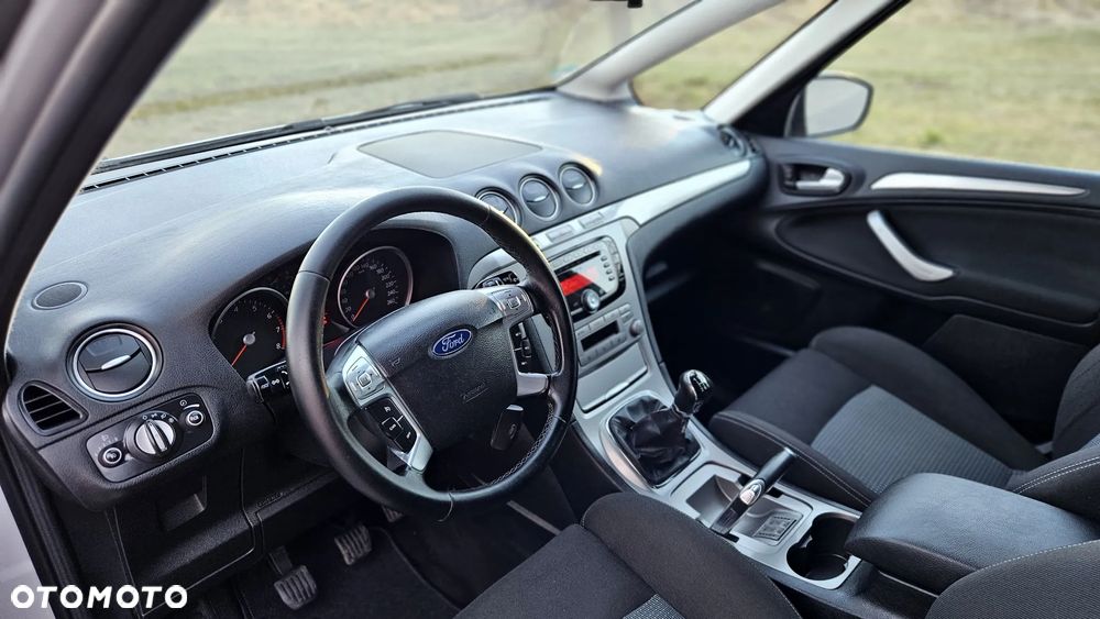 Ford S-Max 2.0 Viva Titanium - 30