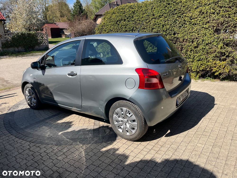Toyota Yaris 1.4 D-4D Luna A/C - 6