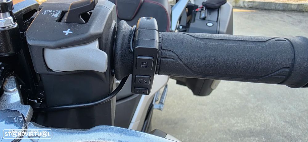 Honda Forza 750 - 18