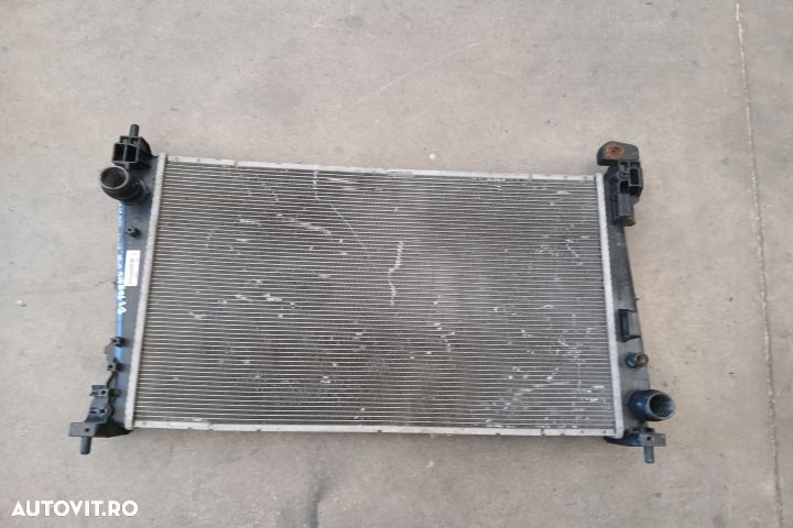 Radiator apa racire motor 878063000 518969640 878063000 518969640 Fia - 1